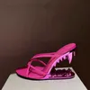 Sandaler 2023 European och amerikansk sommar Nya ljusa ansikte Kvinnor Enkelskor Fashion Pointed Teeth Design High Heel Show Womens Shoes T240323