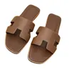 2024 neuer Stil Sommer Beste Qualität Designer Sandale Outwear Freizeit Urlaub Slides Strand Flache Hausschuhe Mode Echtes Leder Schuhe für Frauen Größe: 36-42