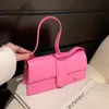 Fashionable texture underarm women's bag, solid color portable one shoulder small square bag wallet