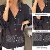 Chemise à revers irrégulière de chemisiers pour femmes Spring élégant avec lettre imprimé poches ourlet Ajustement pour les femmes du printemps / automne