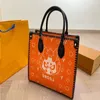Top Luxury Handbag Designer Versão personalizada do ano do dragão bolsa de bolsa de compras unissex de bolsa de armazenamento unissex saco de maquiagem wjnf