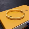 2024 Nueva Moda Brazalete Plata Damas Oro Rosa Señora Tornillo Hombres Destornillador Diamante Diseñador de Lujo Joyería Para Mujer Para Hombre Pulseras Brazalete Caja necesita extra