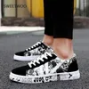 Casual Shoes 2024 Spring Breathable Graffiti Canvas Men's Korean Fashion Students Sports Couple Board Women's