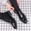 Chaussures décontractées formelles pour hommes Italiano Oxford robe de mariée Coiffeur Casuales Sepatu Office