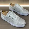 Chaussures décontractées Hommes Mode Strass Rivets Scène Discothèque Robe Appartements Chaussure Vache En Daim Baskets En Cuir Respirant Personnalité Chaussures