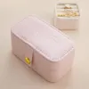 Opbergdozen 1 stks Mini Draagbare Kleine Sieraden Tas Reizen Eenvoudige Lederen Ring Ketting Oorbellen Box Organizer Display Gift