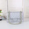 2024 Bolso de diseñador Cartera para mujer Bolso negro Bolsas de caviar Bolsa de cadena de oro Bolso de hombro de diseñador de solapa clásico Bolsos de diseñador crossbody de lujo