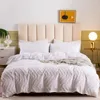 Style nordique fleurs coupées blanc housse de couette ensemble doux confortable King Size ensemble de literie reine double solide maison couette couvertures 240309