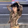 Damen-Strickpullover mit V-Ausschnitt, Leopardenmuster, Schnürung, langärmeliges Oberteil, modisches Street-Girl-Slim-Cardigan, amerikanische Retro-Fit-Kleidung