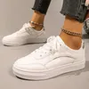 Buty swobodne kobiety trampki żeńskie płaskie platforma Sport Spring Fashion White Lace Up Walking Zapatillas de Mujer