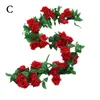 Dekorativa blommor Simulerade rosen Vine Artificial Flower Decoration Plastiska förvirrade växter Party Wedding