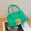 Designer Borse a tracolla di moda di lusso Francese Nuova borsa da donna di moda 2023 Colore della caramella Stile versatile Borsa a tracolla piccola borsa quadrata