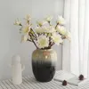 Fiori decorativi Grande ramo di fiore di magnolia artificiale simulato per soggiorno Decorazione finta per ufficio nuziale