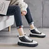 Casual schoenen 2024 Productwarmte Verhoog dames ademende lederen platte mode sporten Running 5-7.5