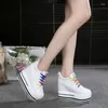 Casual Schoenen 2024 12CM Hakken Wedge Canvas Vrouw Hoge Platform Sneakers Gevulkaniseerd Verborgen Hak Hoogte Toenemend