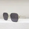 Designers fashionable metal sunglasses square rectangular anti UV sunglasses polarized light anti radiation and anti reflection luxurious sunglasses for women