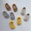 Premiers marcheurs 2024 printemps bébé mocassins semelle souple infantile enfant en bas âge chaussures de berceau mode gland princesse