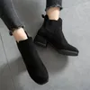 Sapatos casuais 2024 versátil botas femininas sólidas outono nu saltos grossos moda e tornozelo confortável