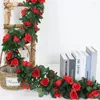 Dekorativa blommor Simulerade rosen Vine Artificial Flower Decoration Plastiska förvirrade växter Party Wedding