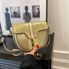 Projektant Luksusowe modne torby na ramię francuskie temperament wąż wzorzyste na siodełka torba damska 2023 Nowy trend pojedynczych ramionach mała torba