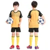 Piłka nożna Kids Kids Personalized Soccer Set Custom Polyester Mundur, oddychający trening dla chłopca 240320