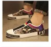 Schoenen Nieuwe schoenen voor mannen Leer Casual schoenen Spring Trend Print Flat Skateb Shoes Youth Street Cool Slipon Loafers