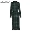 Moaayina Fashion Designer Winter Plaid Tweed Skirts Suit Womens Bow Beading Long SleeveジャケットTassel Skirt2ピースセット240318