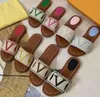 Designer Flat Sandals Luxury Slippers Womens Embroider Sandal Fashion Flip Flop Letter Slipper For Women Summer Beach Slide Ladies Low Heel Fashion Shoes 35666