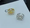 Shiny Crystal Band Rings Brand Designer Utsökt vigselring 18K Guldpläterad Bague Finger Ring för kvinnor Fest Högkvalitativ smycken
