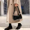 Torby na ramię zima moda torba crossbody retro solid kolorowy prostota hojna torebka wysokiej jakości kupujący