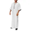 Etniska kläder muslimska löst Jubba Thobe Mens Casual Arab Dubai Robe Middle Sleeve Button Shirt Long Robes Kaftan Saudi Arabia