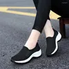 Chaussures décontractées femmes plate-forme baskets compensées Zapatillas Mujer été maille sport pour femme respirant minceur Fitness marche