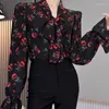 Frauen Blusen Koreanische Damen Mode Innen Läppen Frühling Herbst Langarm Tops Druck Elegante Kleidung V-ausschnitt 2024