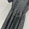 Partykleider Schwarzes Kleid Seersucker Stoff Revers V-förmiges Design Taille Puffy Rock Lässig und bequem 2024 Sommer