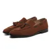 Scarpe eleganti casual slip-on traspiranti dal design caldo non di marca HBP Mocassini in pelle scamosciata con nappe moda per uomo Nuovi stili