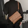 Lüks kadın ünlü marka deri çanta omuz omuz çanta gündelik iş deri haberci çanta vintage erkek crossbody çanta erkek Bolsas için Tasarımcı Kızlar Erkekler Sırt Çantaları