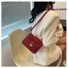 Borse a tracolla di moda di lusso di design Borsa di tofu di tendenza della moda coreana 2024 Versatile borsa a tracolla con una spalla in stile occidentale per le donne