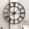 Современные 3D большие настенные часы с римскими цифрами в стиле ретро, круглый металлический утюг, точный бесшумный скандинавский подвесной орнамент, украшение для гостиной 240322