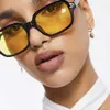 2 Stück Mode Luxus Designer Rice Nail Sonnenbrille quadratisch 2021 neuer Trend personalisierte Sonnenbrille vielseitige trendige Sonnenbrille