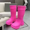 Cross Women Rain Rouber Winter Rainboots Plataforma Botas de joelho Tornozelo de tornozelo em meio rosa preto verde focalista ao ar livre geléia de luxo botas à prova d'água