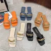 HBP Non-Brand New Product Pure Color Outdoor Slides Big Size Fashion Rubber Flat Slippers for Women and Ladies