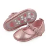 First Walkers Fashion Bord Baby Stiles Girls Crib Shoes Toddler Trainer Casual Bling Butterfly Resanters Dolls لتدريب الهدايا