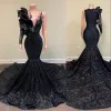 2024 Robes de bal élégantes sexy sirène à manches longues noir paillettes dentelle applique bijou cou volants fille africaine Gala robes de soirée paillettes une épaule