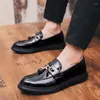 Повседневная обувь Глянцевые черные мужские лоферы Итальянский бренд из кожи Модельер Высокое качество Патент
