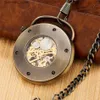 Pocket Watches Open Face Roman siffror Display Mechanical Hand Winding Pocket Retro Bronze Pendant Antik Manual Pocket Clock Gifts L240322