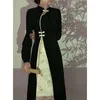 Abbigliamento etnico Moderno Qipao Migliorato Cheongsam Abito cinese Tradizionale Donna Autunno Inverno Jacquard fantasia scura Manica lunga