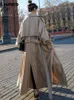 Lautaro Spring Autumn Autumn Flowy Long Eversive Trench Coat for Women Belt Double Breadted Soulding Fashion 240408