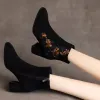 ブーツブラックハイエンドフローラル刺繍女性コットンショートブーツレディースカジュアルブロックヒールポンプ靴女性ハイヒールアンクルブーツ