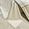 夏には絹のような寝具セットと冷たいエアコンは軽い豪華なファッショナブルなハイエンド洗えるシルクベッド4ピースセットです