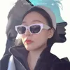 2 PCS Fashion Luxury Designer Net Red Ins Sunglasses 2022 Nouvelles femmes UV Protection Personnalize Street Photo Sunglasses Han Banchao